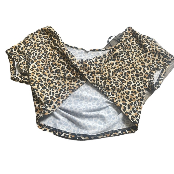 Blanc cheetah print twist crop top, size s - Picture 1 of 3